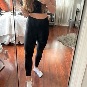 Lululemon Ribbed Aligns Black